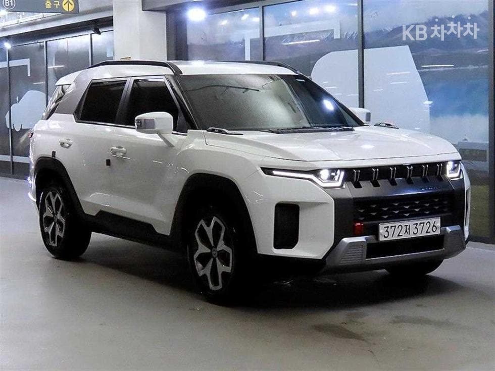 КейДжи Мобилити 토레스(J100) 1.5 GDI Турбо T5 - Image 1
