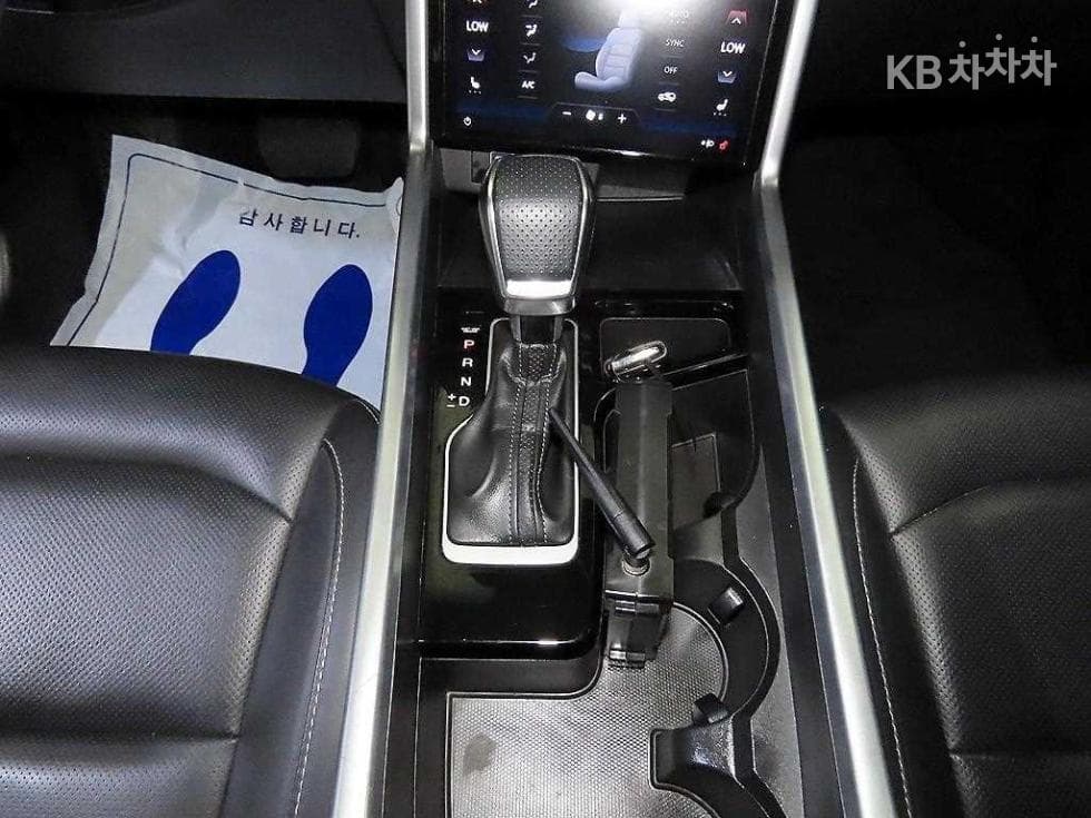 КейДжи Мобилити 토레스(J100)1.5 GDI Турбо T5 - 12