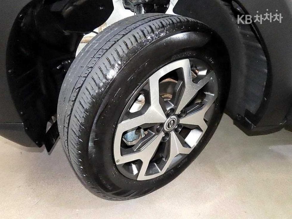 КейДжи Мобилити 토레스(J100)1.5 GDI Турбо T5 - 18