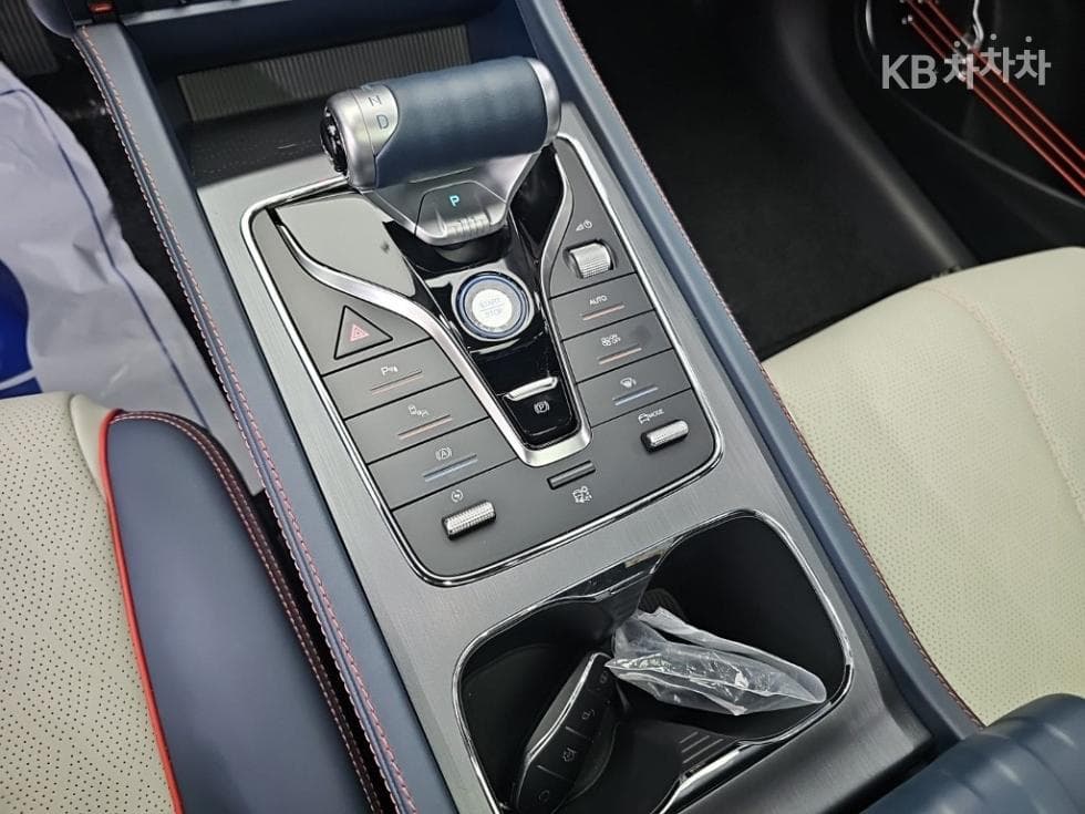 BYD 아토3Plus Стандартен - 8