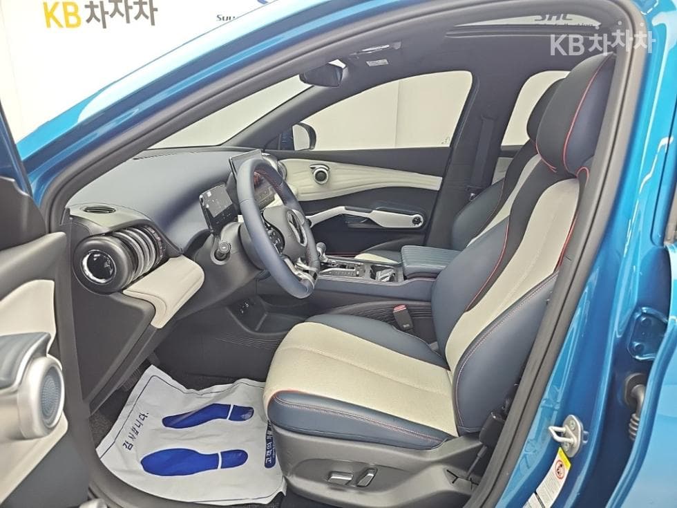 BYD 아토3Plus Стандартен - 11