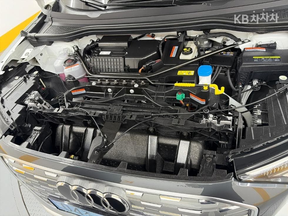 Ауди Q4 e-tron45 Premium - 5
