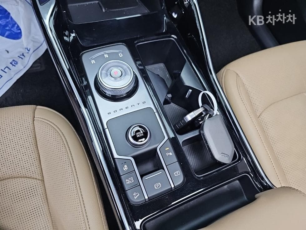 Киа The New (фейслифт) Sorento Хибрид MQ41.6T HEV 2WD Signature - 8