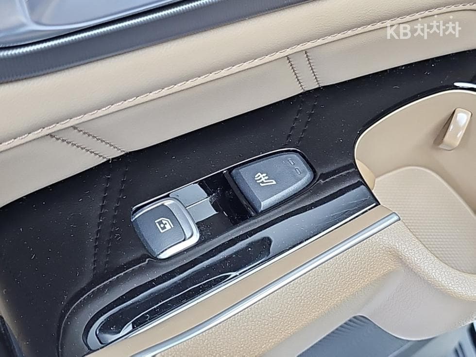 Киа The New (фейслифт) Sorento Хибрид MQ41.6T HEV 2WD Signature - 14