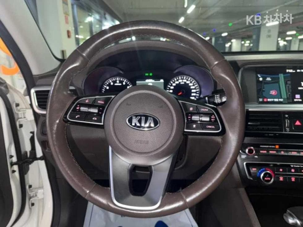 Киа The New (фейслифт) K5 Второ поколение2.0 Бензин Местен텔리전트 - 8
