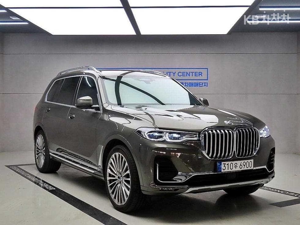 BMW X7(G07) xDrive 40i 디자Местен퓨어 Ексел런스 7-местен (Лимузин) - Image 1