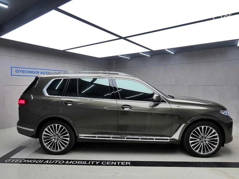 BMW X7(G07)xDrive 40i 디자Местен퓨어 Ексел런스 7-местен (Лимузин) - 2