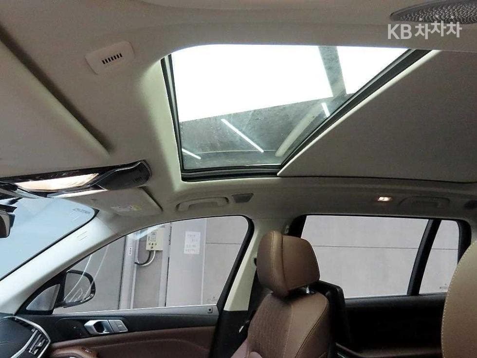 BMW X7(G07)xDrive 40i 디자Местен퓨어 Ексел런스 7-местен (Лимузин) - 15
