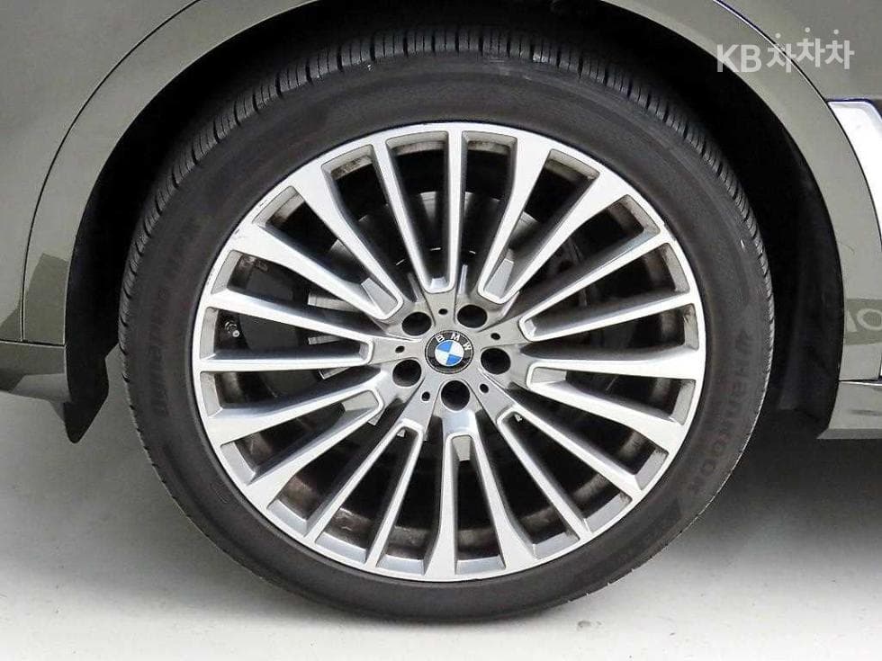 BMW X7(G07)xDrive 40i 디자Местен퓨어 Ексел런스 7-местен (Лимузин) - 20