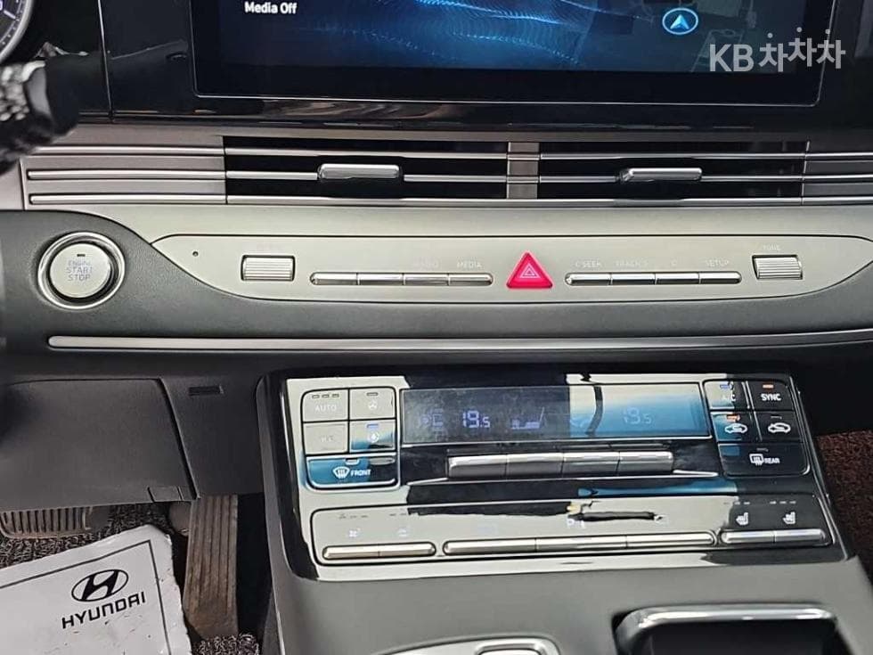 Hyundai The New (facelift) Grandeur (Azera)LPi 3.0 Premium 초이스 - 10