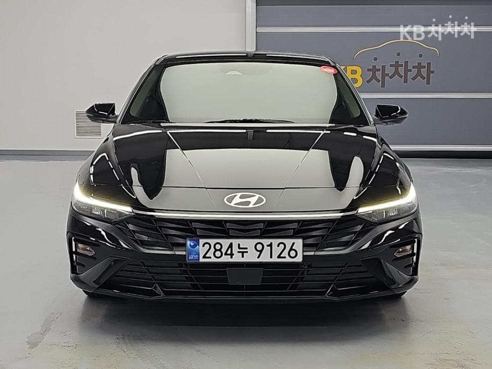 Hyundai The New (facelift) Avante (Elantra) Hybrid (CN7)1.6 HEV Smart - 2