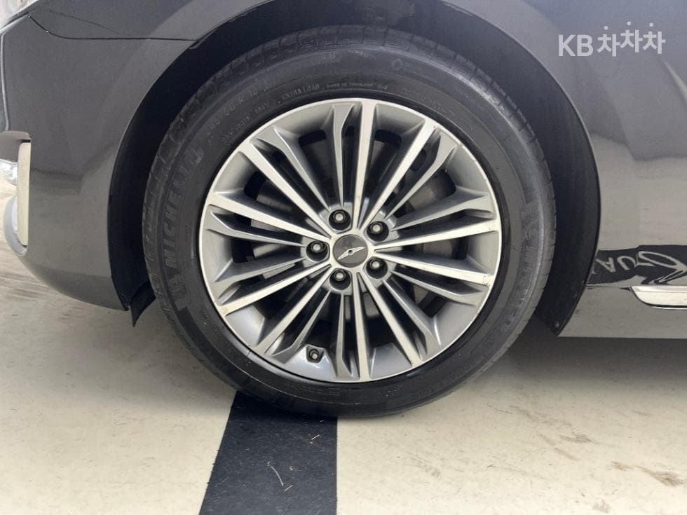 Дженезис EQ9003.8 GDI AWD Лукс - 16