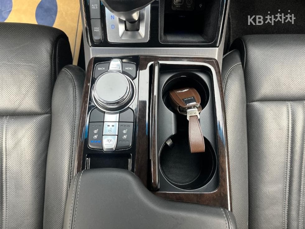 Дженезис EQ9003.8 GDI AWD Лукс - 20