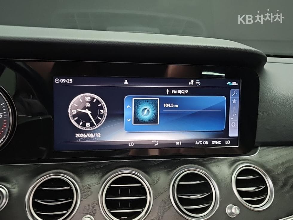 Mercedes-Benz E-Клас (W213)E220d Avantgarde - 15