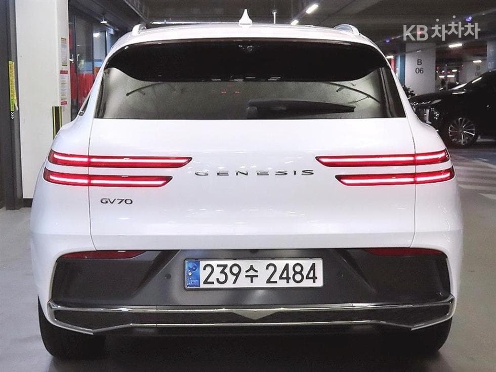 Дженезис GV70Бензин 2.5T 2WD - 5