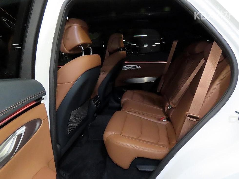 Дженезис GV70Бензин 2.5T 2WD - 7