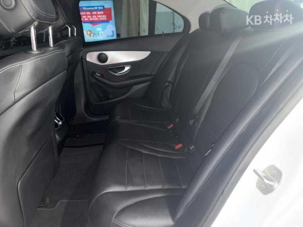 Mercedes-Benz The New (facelift) C-ClassC220d Avantgarde W205 - 7