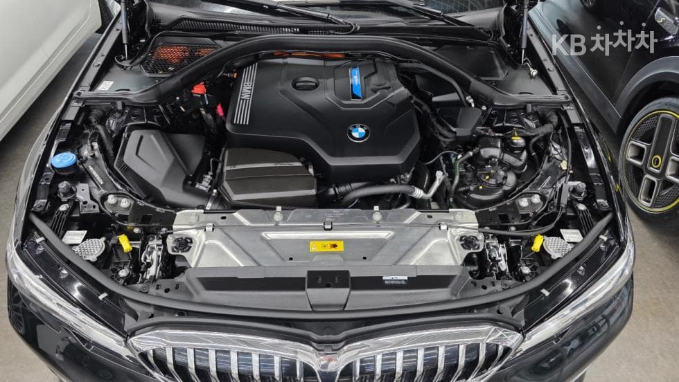 BMW 3 Серия (G20)320e Luxury - 6