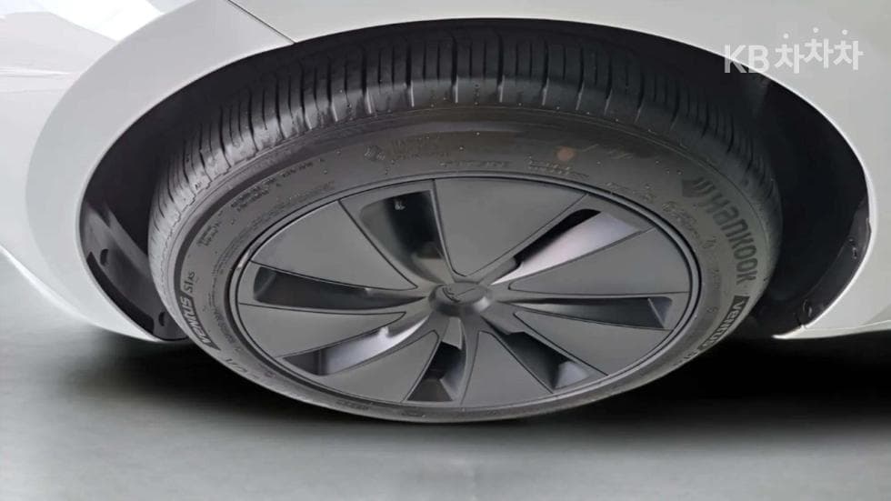 테슬라 Model 3Standard - 18