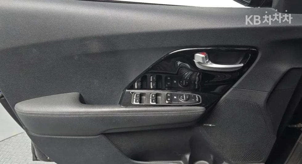 Киа Ниро1.6 PHEV Престиж - 15
