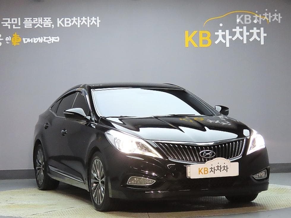 Hyundai Grandeur (Azera)HGHG300 Exclusive - 3