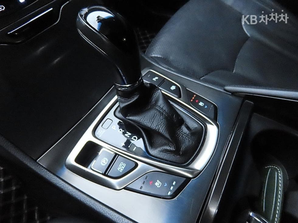 Hyundai Grandeur (Azera)HGHG300 Exclusive - 9