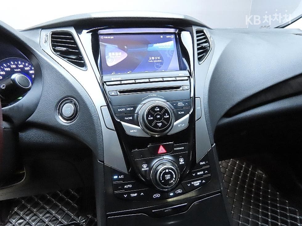Hyundai Grandeur (Azera)HGHG300 Exclusive - 16