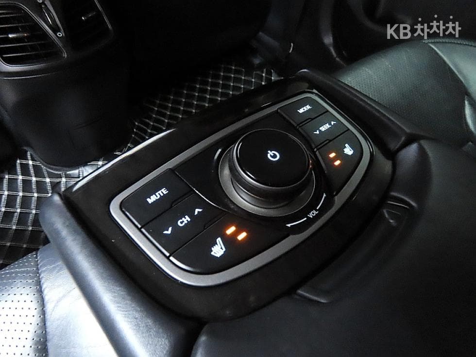 Hyundai Grandeur (Azera)HGHG300 Exclusive - 18
