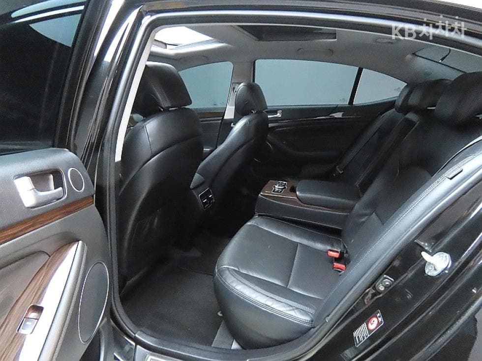 Kia The New (facelift) K73.0 GDI Prestige - 11