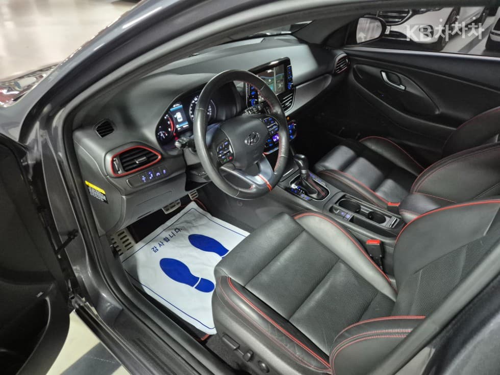 Хюндай i30 (PD)1.6 Турбо 스포츠 Premium - 6