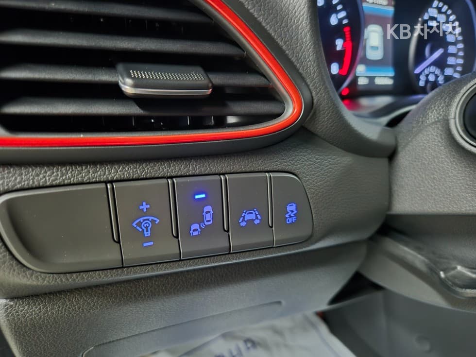 Хюндай i30 (PD)1.6 Турбо 스포츠 Premium - 13