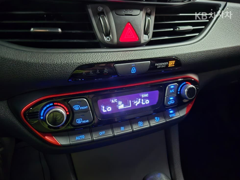 Хюндай i30 (PD)1.6 Турбо 스포츠 Premium - 16