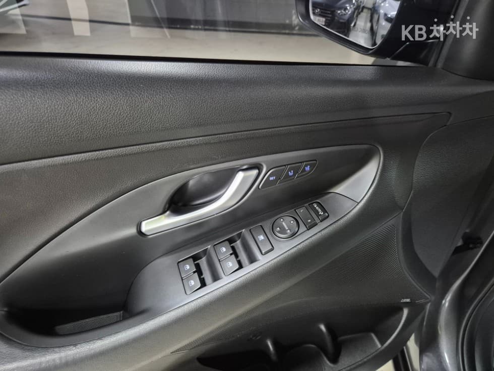 Хюндай i30 (PD)1.6 Турбо 스포츠 Premium - 17