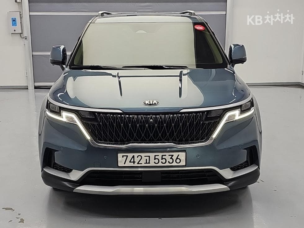 Киа Канивал 4-то поколениеD2.2 11-местен Престиж - 2