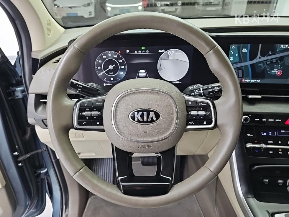 Киа Канивал 4-то поколениеD2.2 11-местен Престиж - 9