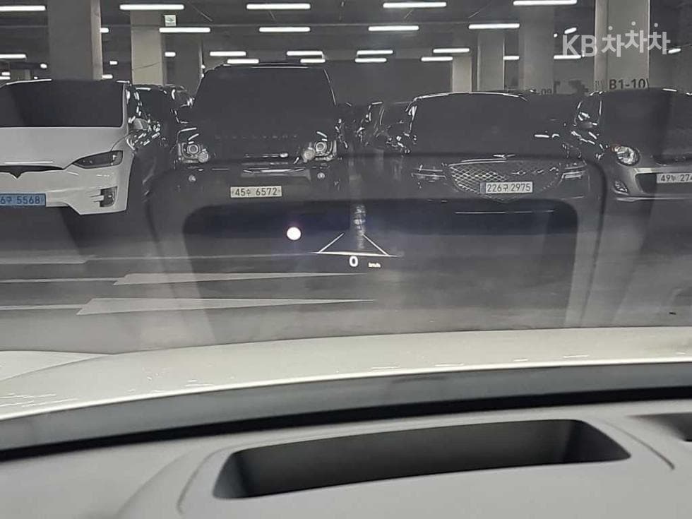 Дженезис GV60Стандартен 2WD Стандартен - 18