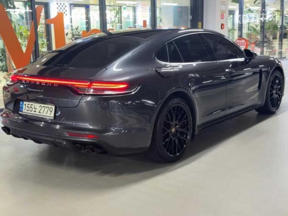 Porsche 파나메라 (971)2.9 4S Стандартен - 4