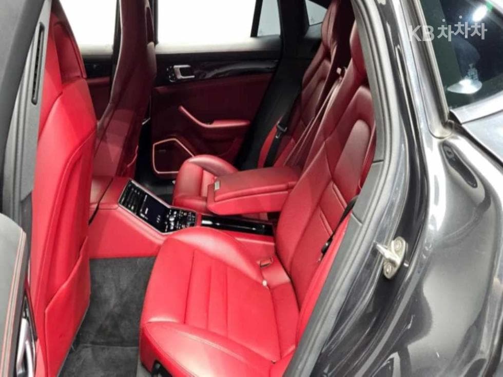 Porsche 파나메라 (971)2.9 4S Стандартен - 7