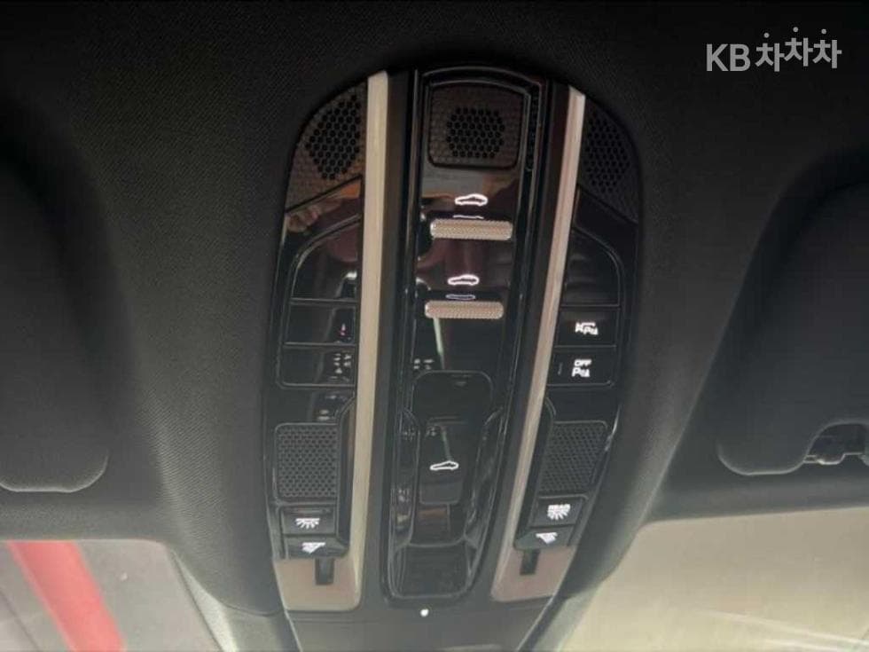 Porsche 파나메라 (971)2.9 4S Стандартен - 13