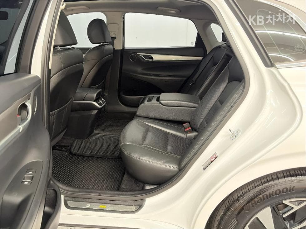 Хюндай The New (фейслифт) Grandeur (Azera) Хибрид2.4 Le Blanc - 12