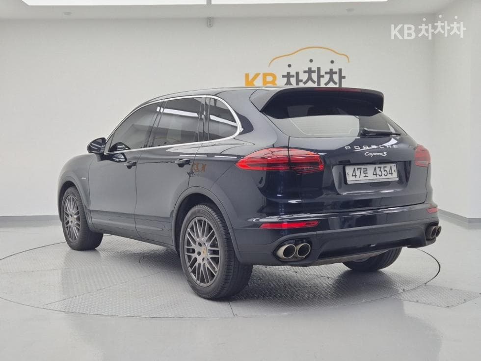 Porsche Нов Cayenne(958)4.2 S Дизел 958 - 3