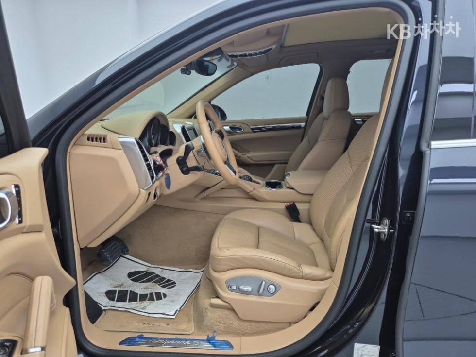 Porsche Нов Cayenne(958)4.2 S Дизел 958 - 11