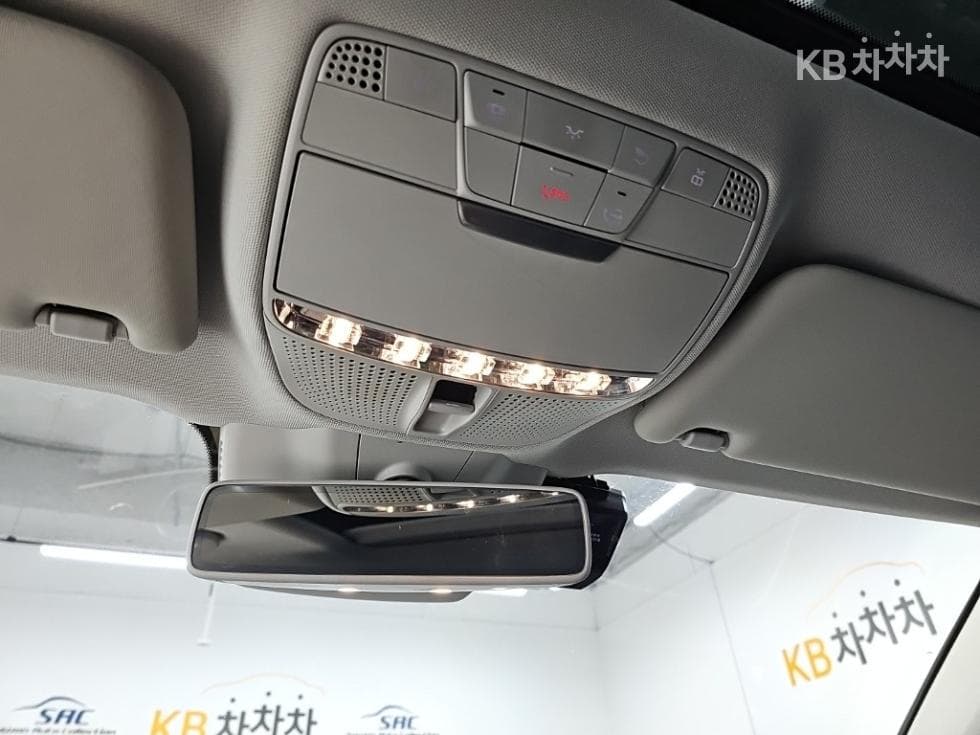 Mercedes-Benz E-Клас (W213)E220d 4MATIC Exclusive - 18