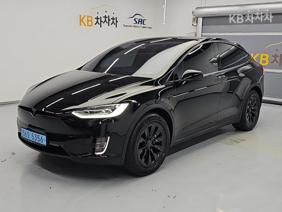 테슬라 Model X 75D - Image 1