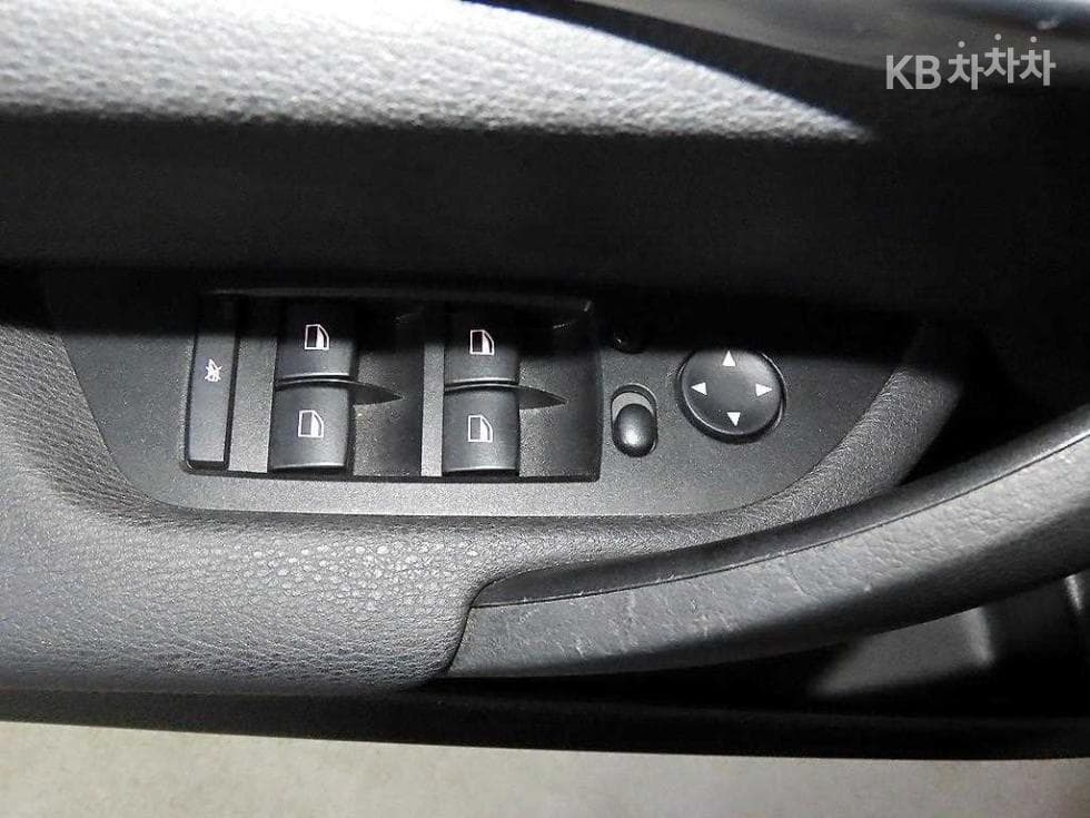 BMW X1 (E84)1.8d xDrive E84 - 13