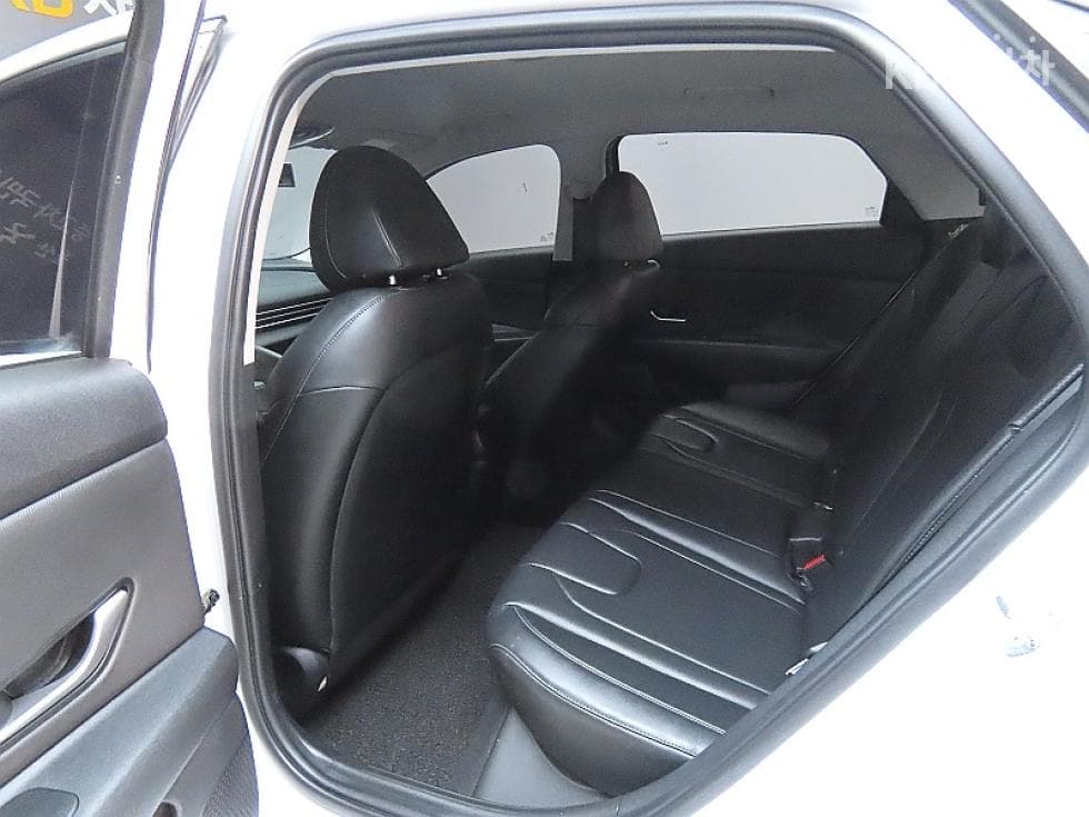 Hyundai All New Avante (Elantra)(CN7)1.6 Gasoline Modern - 11