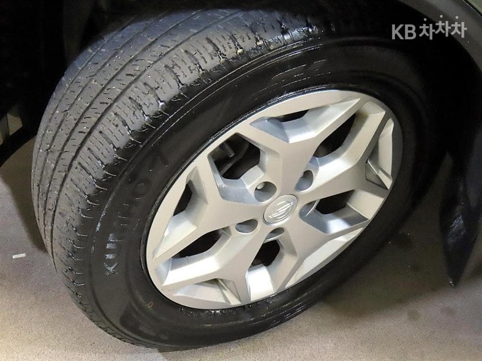 КейДжи Мобилити The New (фейслифт) Rexton 스포츠2.2 4x4 Престиж - 20