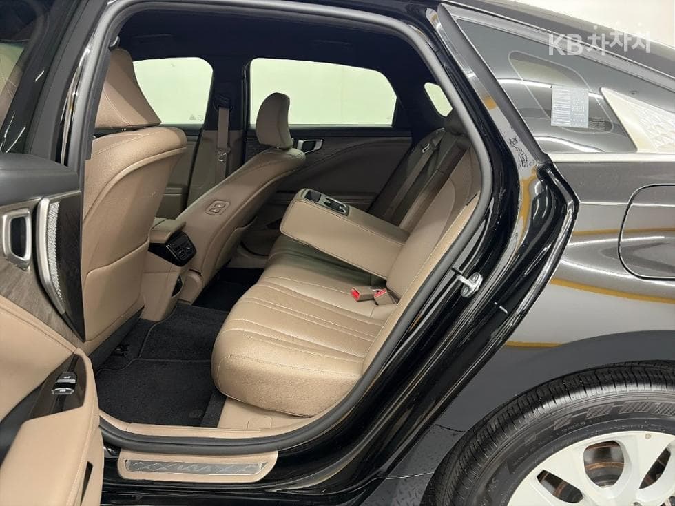Киа K82.5L бензин Noblesse Базов - 12