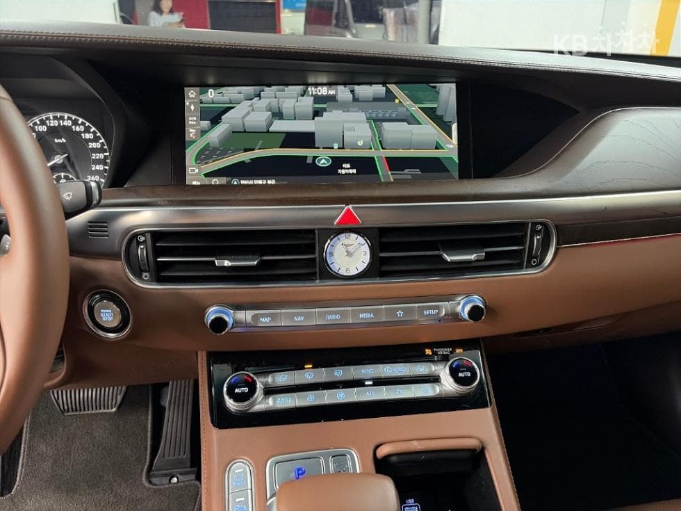 Дженезис G903.8 GDi AWD Престиж - 10
