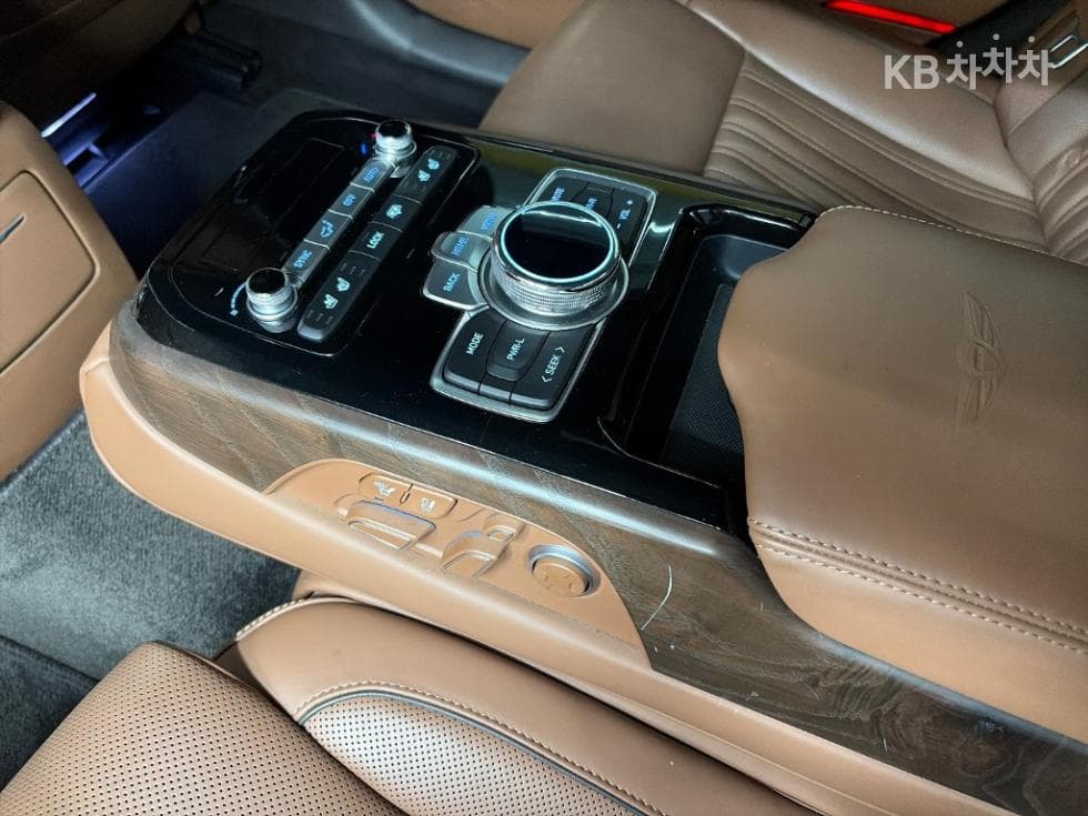 Дженезис G903.8 GDi AWD Престиж - 14
